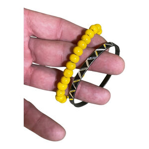 Women's Bracelet Set of 2 Bracelets Yellow Black Complete Any Look‎ Casual Cute